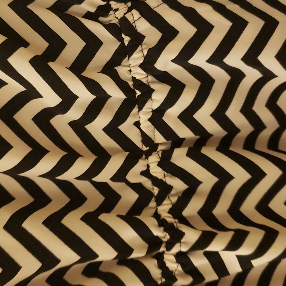 Dress - Picture 7 of 7